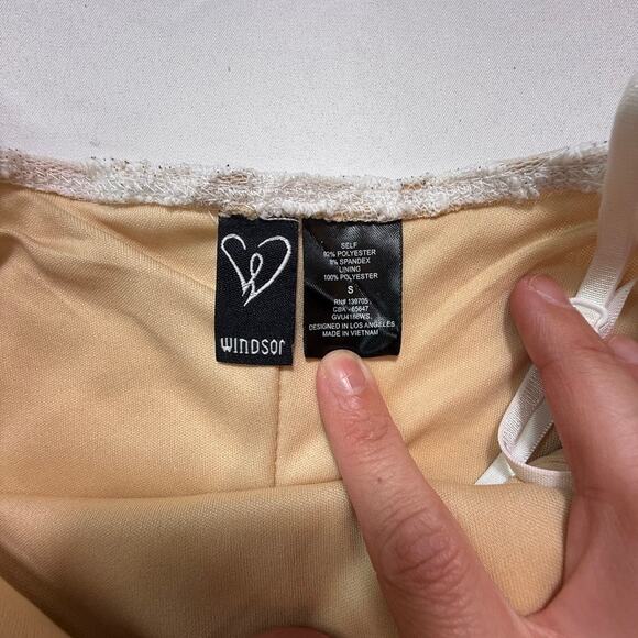 Windsor White Floral Lace Bodycon Mini Dress Spaghetti Strap Nude Lined Sz Small - Picture 9 of 11